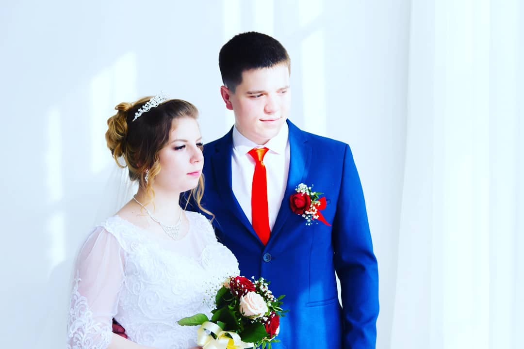 14 марта 2020 года
Свадьба Александра и Карины??????
Прекрасный день, до мурашек любящие друг друга молодожены и супер-крутые гости????
От ребят мы уже получили хороший отзыв, тёплые слова?? 